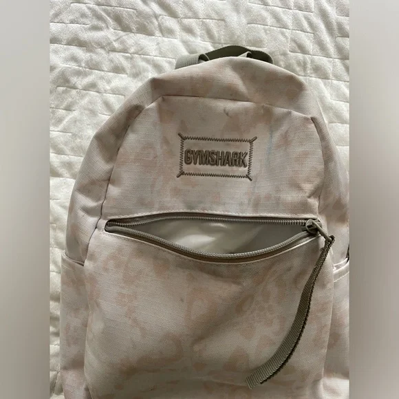 ADAPT ANIMAL MINI LIFESTYLE BACKPACK- WHITE/CREAM - Picture 2 of 8